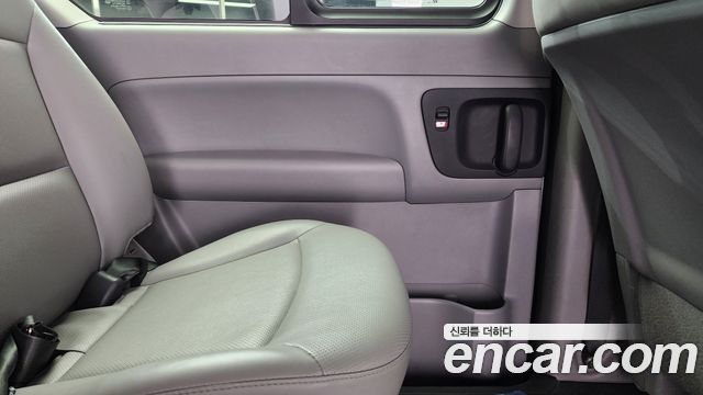Hyundai Grand Starex Wagon 12-Seater Modern 2020 — фото 25