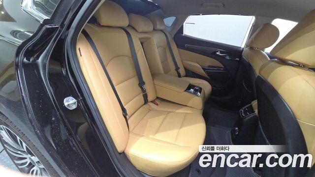 Kia K7 Premier 2.2 Diesel Prestige 2020 — фото 11