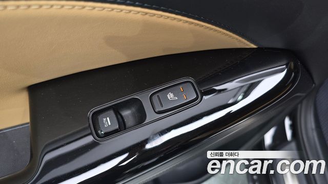 Kia K7 Premier 2.2 Diesel Prestige 2020 — фото 17
