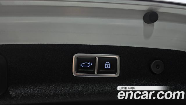 Genesis G70 Gasoline 2.5T 2WD 2025 — фото 15