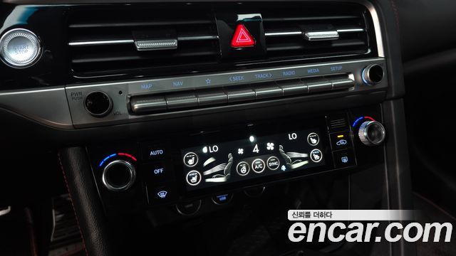 Genesis G70 Gasoline 2.5T 2WD 2025 — фото 17