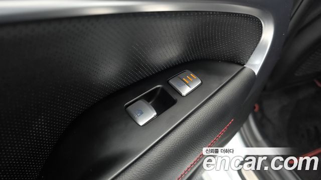 Genesis G70 Gasoline 2.5T 2WD 2025 — фото 19