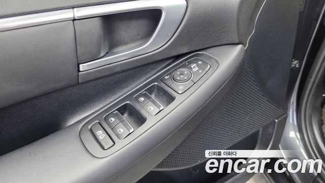 Hyundai Sonata (DN8) 2.0 Premium 2020 — фото 30