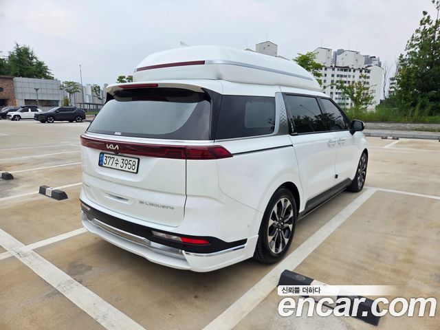 Kia Carnival (IV) Gasoline 9-seater Limousine(Special vehicle) 2023 — фото 2
