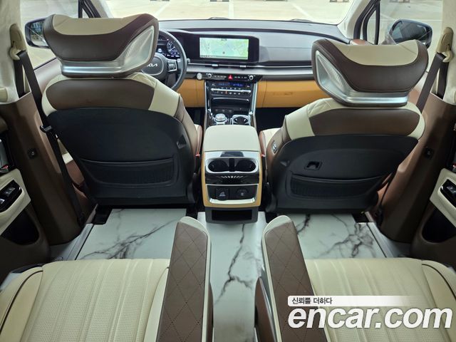 Kia Carnival (IV) Gasoline 9-seater Limousine(Special vehicle) 2023 — фото 9