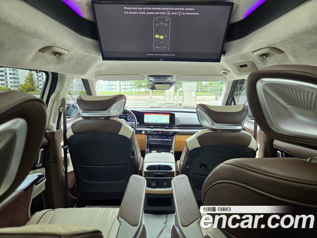 Kia Carnival (IV) Gasoline 9-seater Limousine(Special vehicle) 2023 — фото 14