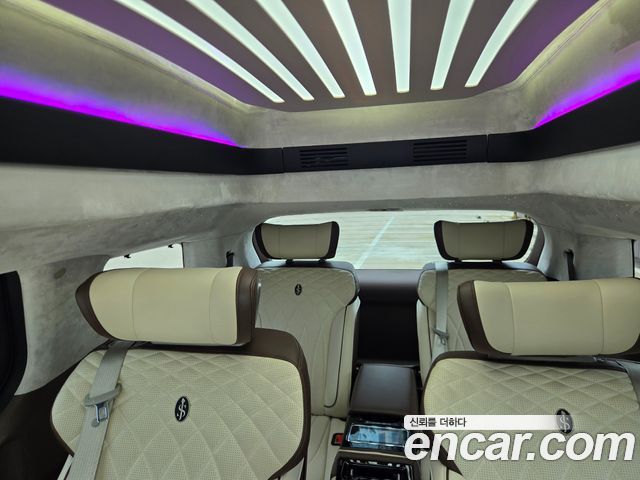Kia Carnival (IV) Gasoline 9-seater Limousine(Special vehicle) 2023 — фото 21