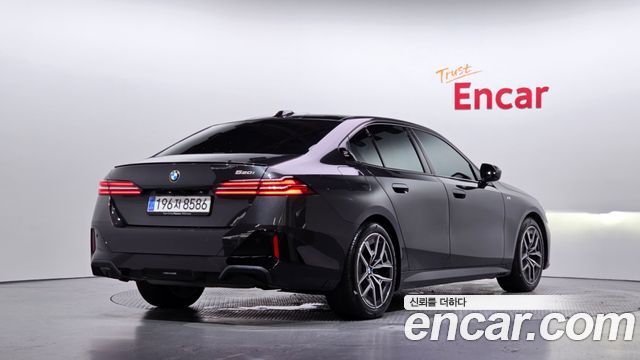 BMW 5 Series (G60) 520i M Sport 2025 — фото 2