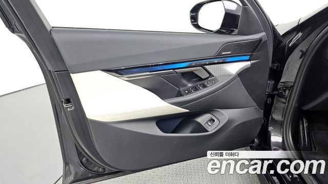 BMW 5 Series (G60) 520i M Sport 2025 — фото 30