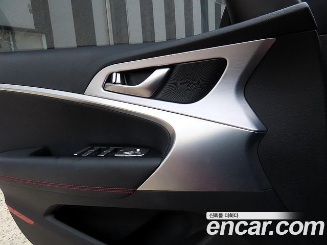 Genesis G70 3.3T Sport Elite 2019 — фото 15