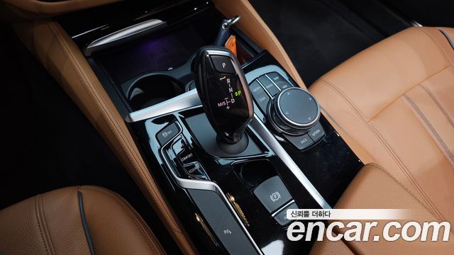 BMW 5 Series (G30) 520d Luxury Special Edition 2018 — фото 9