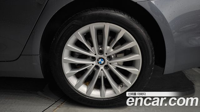 BMW 5 Series (G30) 520d Luxury Special Edition 2018 — фото 21