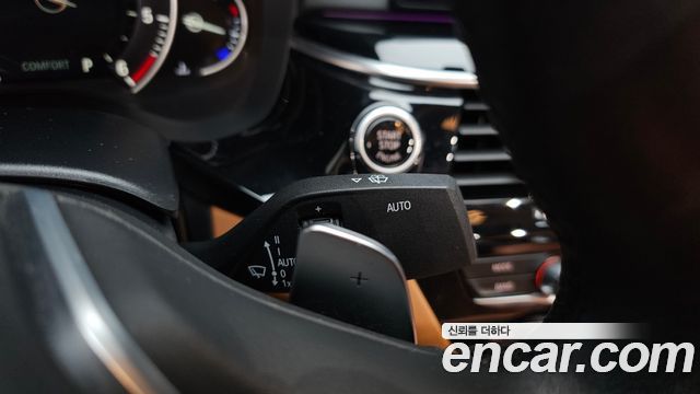 BMW 5 Series (G30) 520d Luxury Special Edition 2018 — фото 33