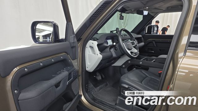 Land Rover Defender (L663) 110 D240 S 2020 — фото 10