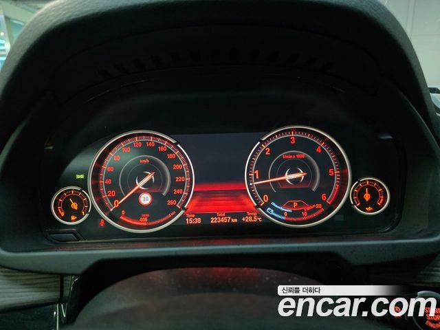 BMW X5 (F15) xDrive 30d 2016 — фото 8