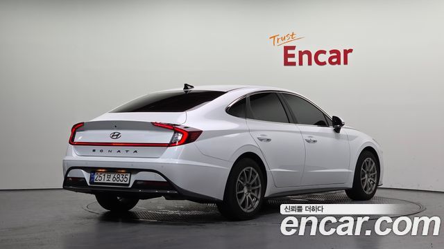 Hyundai Sonata (DN8) 2.0 LPG(rental car) Style 2020 — фото 2