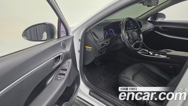 Hyundai Sonata (DN8) 2.0 LPG(rental car) Style 2020 — фото 11