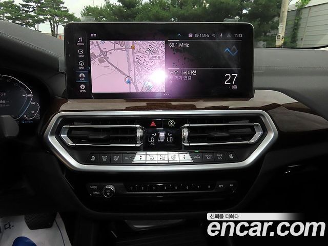 BMW X3 (G01) xDrive 30e 2022 — фото 16
