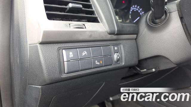 KG Mobility (SsangYong) Rexton Sports Diesel 2.2 4WD Prestige 2018 — фото 16