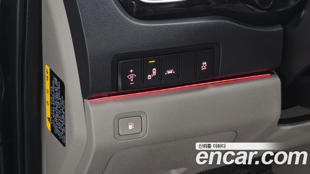 Kia Carnival 7-Seater Limousine VIP 2019 — фото 21
