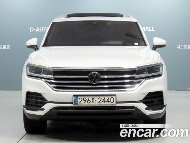 Volkswagen Touareg (III) 3.0 TDI Premium 2021 — фото 3