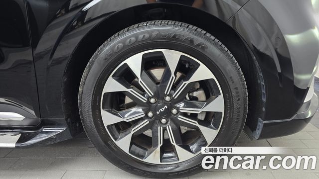 Kia Carnival (IV) Diesel 9-Seater Hi-Limousine Signature 2023 — фото 5