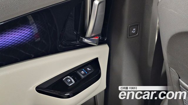 Kia Carnival (IV) Diesel 9-Seater Hi-Limousine Signature 2023 — фото 19