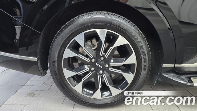 Kia Carnival (IV) Diesel 9-Seater Hi-Limousine Signature 2023 — фото 27