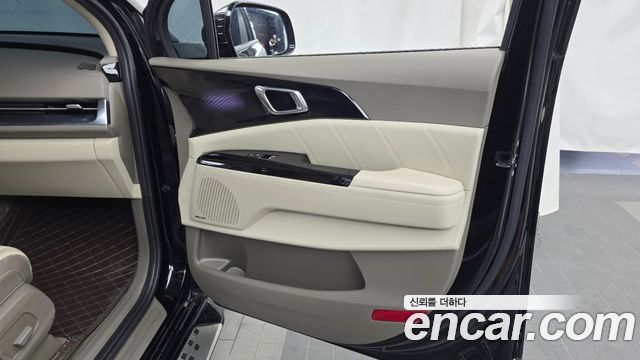 Kia Carnival (IV) Diesel 9-Seater Hi-Limousine Signature 2023 — фото 31