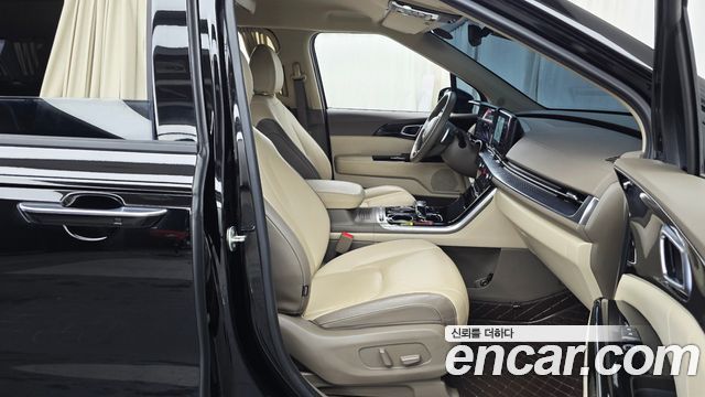 Kia Carnival (IV) Diesel 9-Seater Hi-Limousine Signature 2023 — фото 32