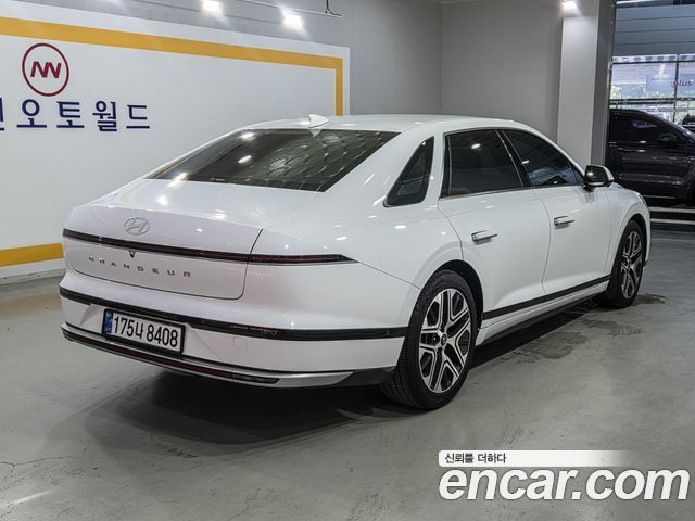 Hyundai Grandeur (GN7) 2,5 Gasoline 2WD Exclusive 2025 — фото 4