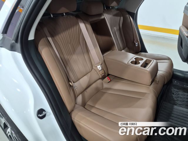 Hyundai Grandeur (GN7) 2,5 Gasoline 2WD Exclusive 2025 — фото 10