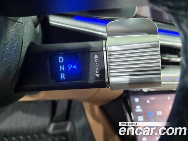 Hyundai Grandeur (GN7) 2,5 Gasoline 2WD Exclusive 2025 — фото 17