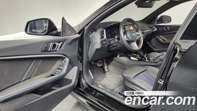 BMW 2 Series Gran Coupe (F44) 220i M Sports 2024 — фото 10