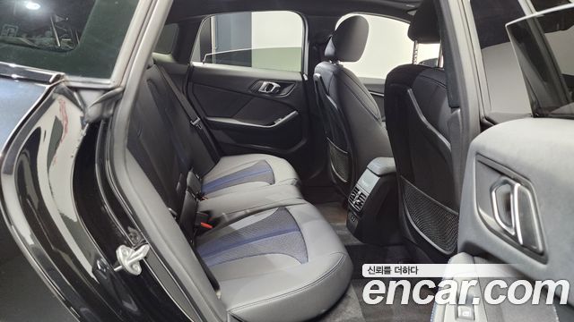 BMW 2 Series Gran Coupe (F44) 220i M Sports 2024 — фото 11