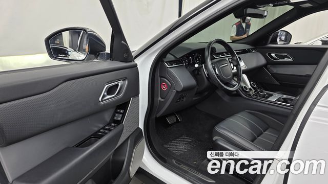 Land Rover Range Rover Velar 3.0 P380 R-Dynamic SE 2020 — фото 10