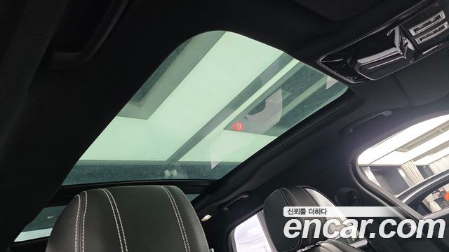 Land Rover Range Rover Velar 3.0 P380 R-Dynamic SE 2020 — фото 17