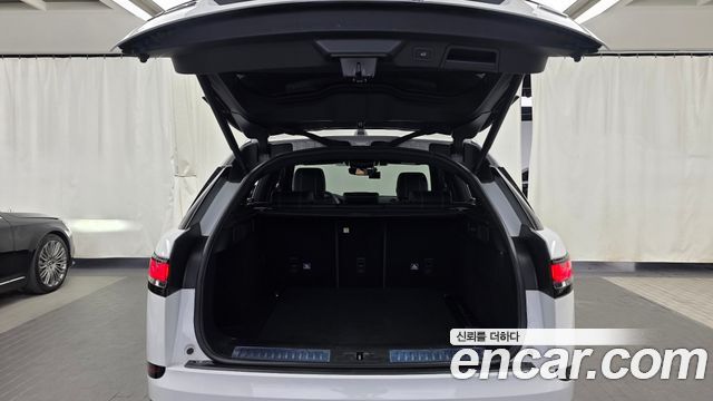 Land Rover Range Rover Velar 3.0 P380 R-Dynamic SE 2020 — фото 20