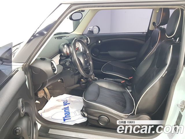 MINI Cooper SE 2011 — фото 15