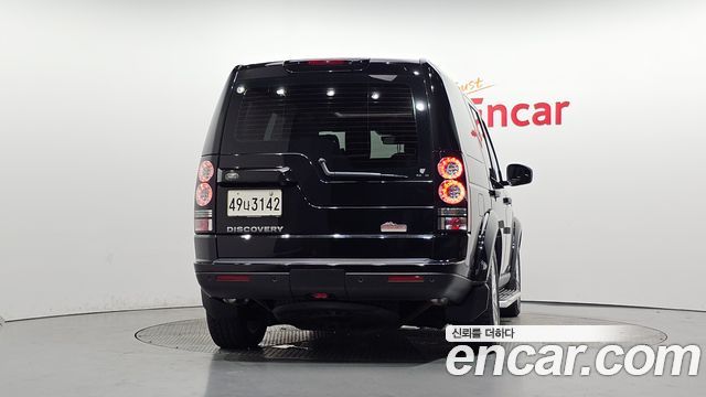 Land Rover Discovery 4 3.0 SDV6 SE 2016 — фото 4