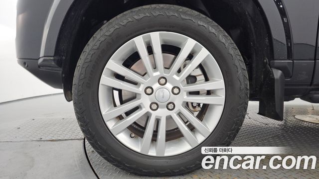 Land Rover Discovery 4 3.0 SDV6 SE 2016 — фото 5