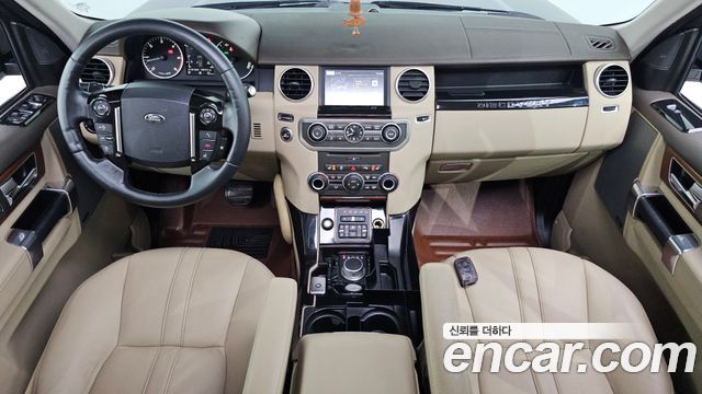 Land Rover Discovery 4 3.0 SDV6 SE 2016 — фото 7
