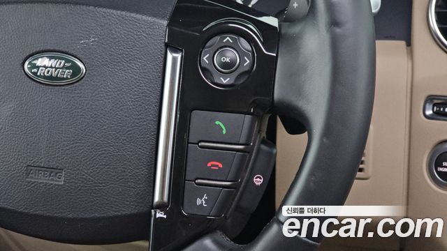 Land Rover Discovery 4 3.0 SDV6 SE 2016 — фото 16