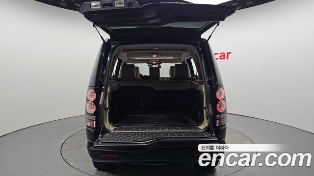 Land Rover Discovery 4 3.0 SDV6 SE 2016 — фото 20