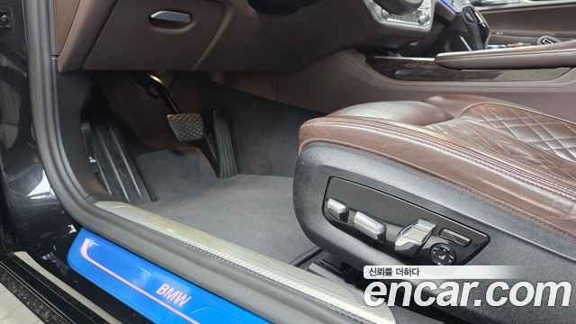 BMW 7 Series (G11) 750Li xDrive Design Pure Excellence 2020 — фото 36