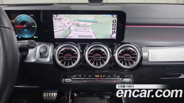Mercedes-Benz EQB (X243) EQB300 4MATIC AMG Line 2023 — фото 15