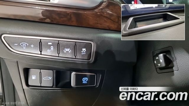 Genesis EQ900 3.8 GDI AWD Premium Luxury 2016 — фото 20