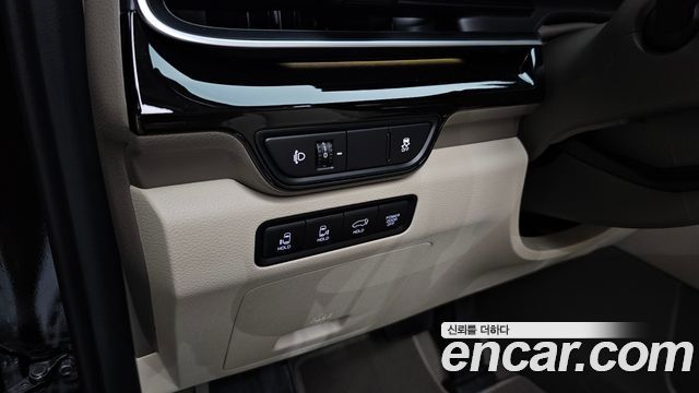 Kia Carnival (IV) Gasoline 7 Seater X Line 2026 — фото 36
