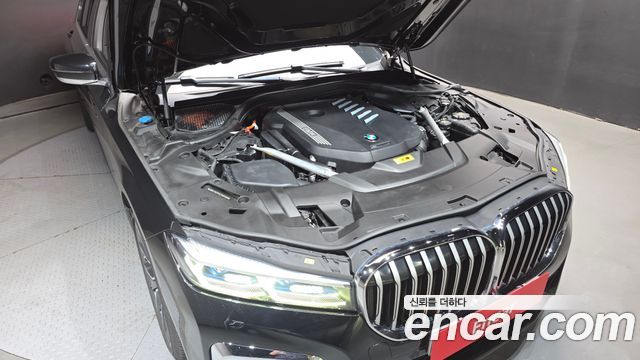 BMW 7 Series (G11) 745Le iPerformance M Sport 2020 — фото 6