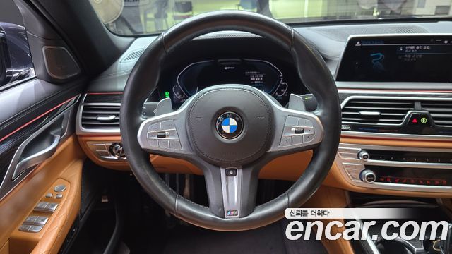 BMW 7 Series (G11) 745Le iPerformance M Sport 2020 — фото 17